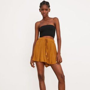 ZARA PLEATED SHORTS - BRAND NEW
